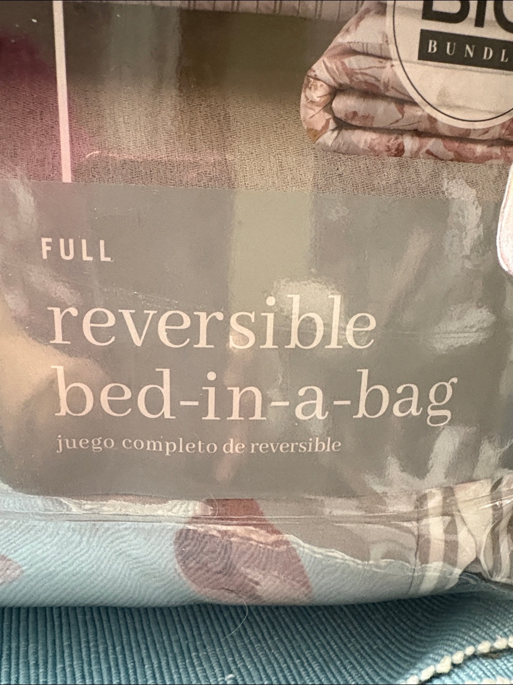 VCNY Reversible Floral & white FULL SIZE BED SET in a bag. - Picture 3 of 5